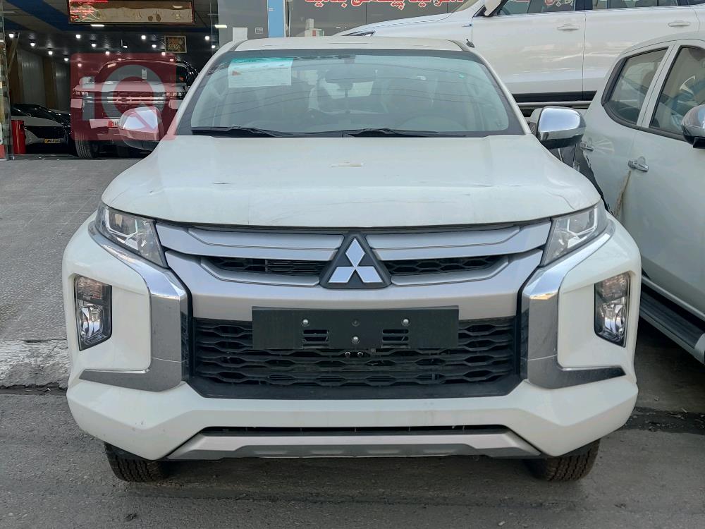 ميتسوبيشي L200